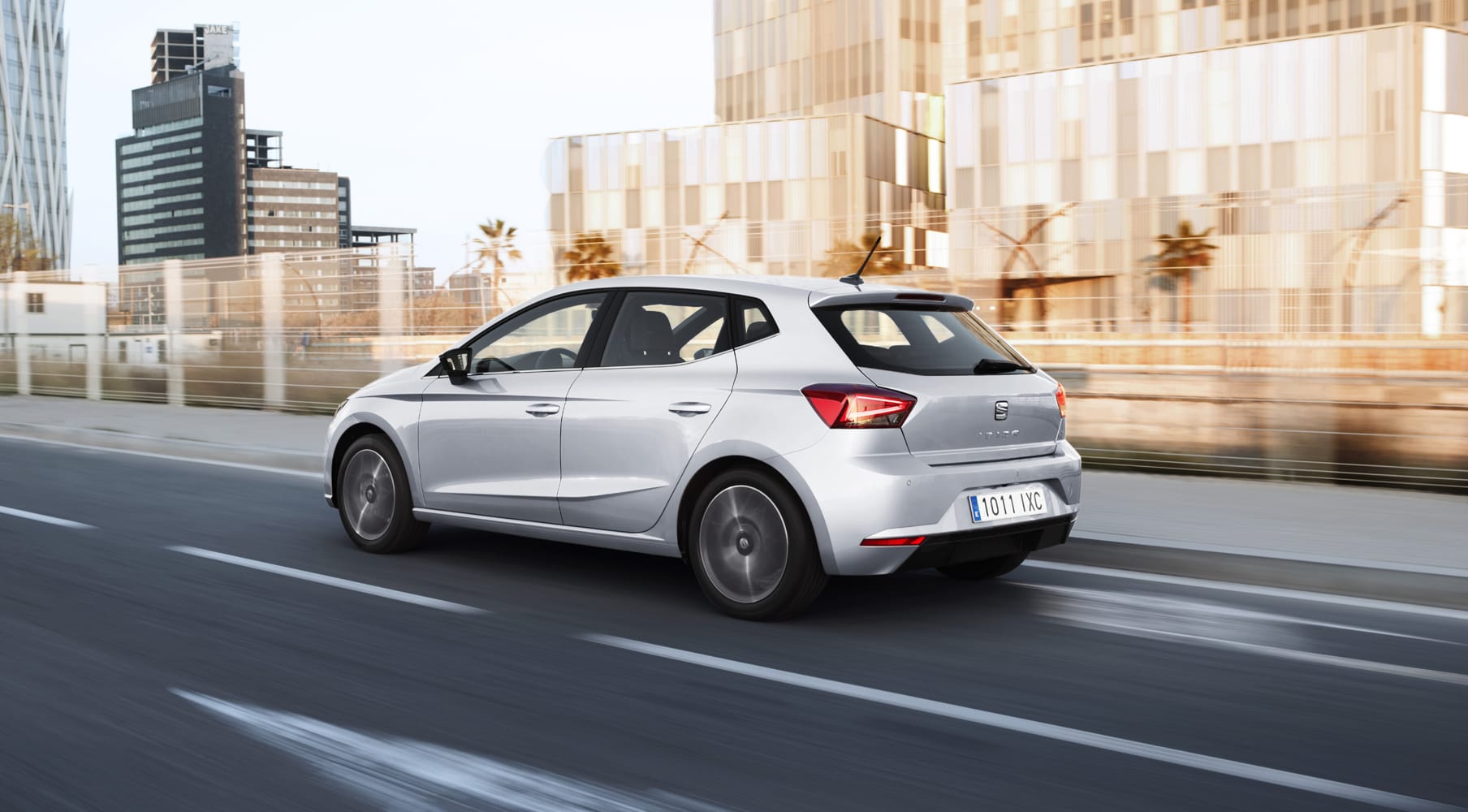 Hatchback - SEAT Ibiza Beats Audio system compact city car